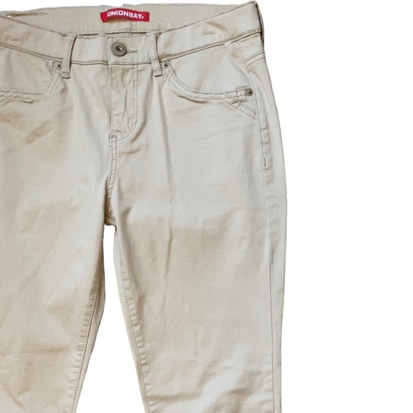 Union Bay Classic Light Khaki Skinny Fit Jeans, Women Khaki Pants, Khaki Jeans - Picture 5 of 12